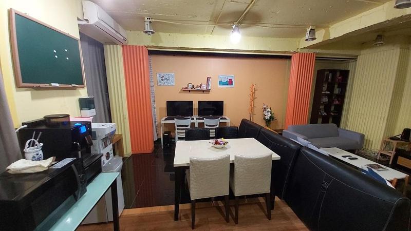Buzz Guesthouse Hostel ソウル特別市 エクステリア 写真