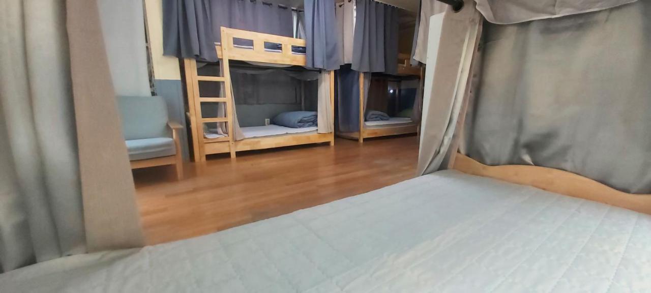 Buzz Guesthouse Hostel ソウル特別市 エクステリア 写真